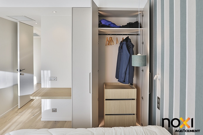 petit dressing chambre particulier